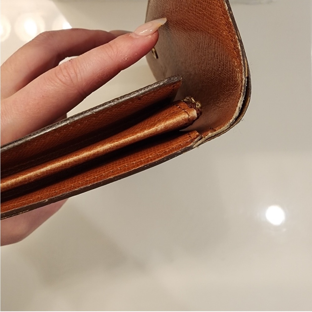 Louis Vuitton Mono Sarah Wallet 💯 % authentic - Picture 9 of 11